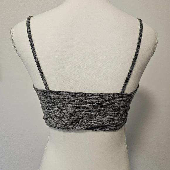 Sincerely Jules Active Workout Tank with Built In Cups Women's Size Large NWOT - Picture 4 of 5